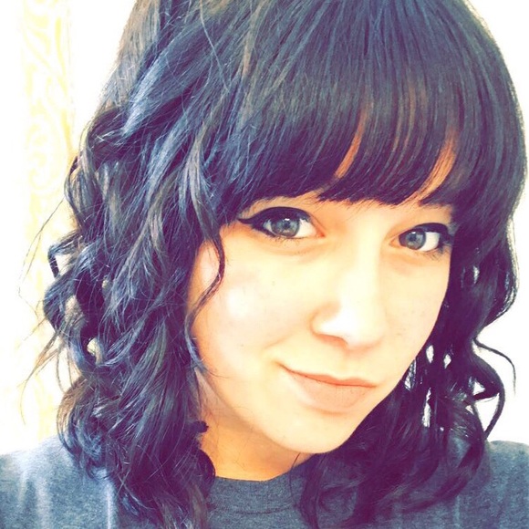 Meet your Posher, Samantha - Picture 1 of 1